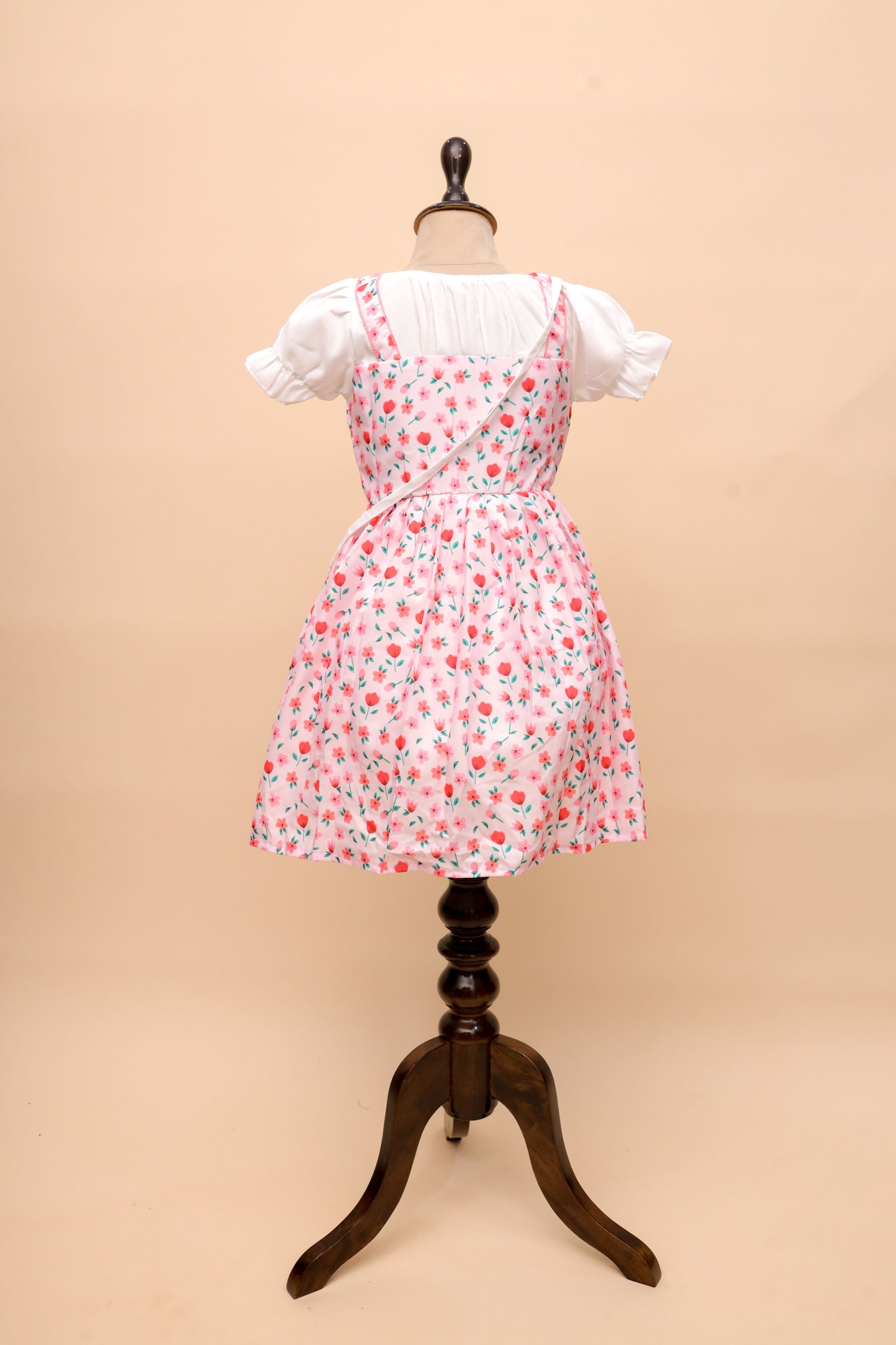 Classic Floral Party Dress with Puff Sleeves