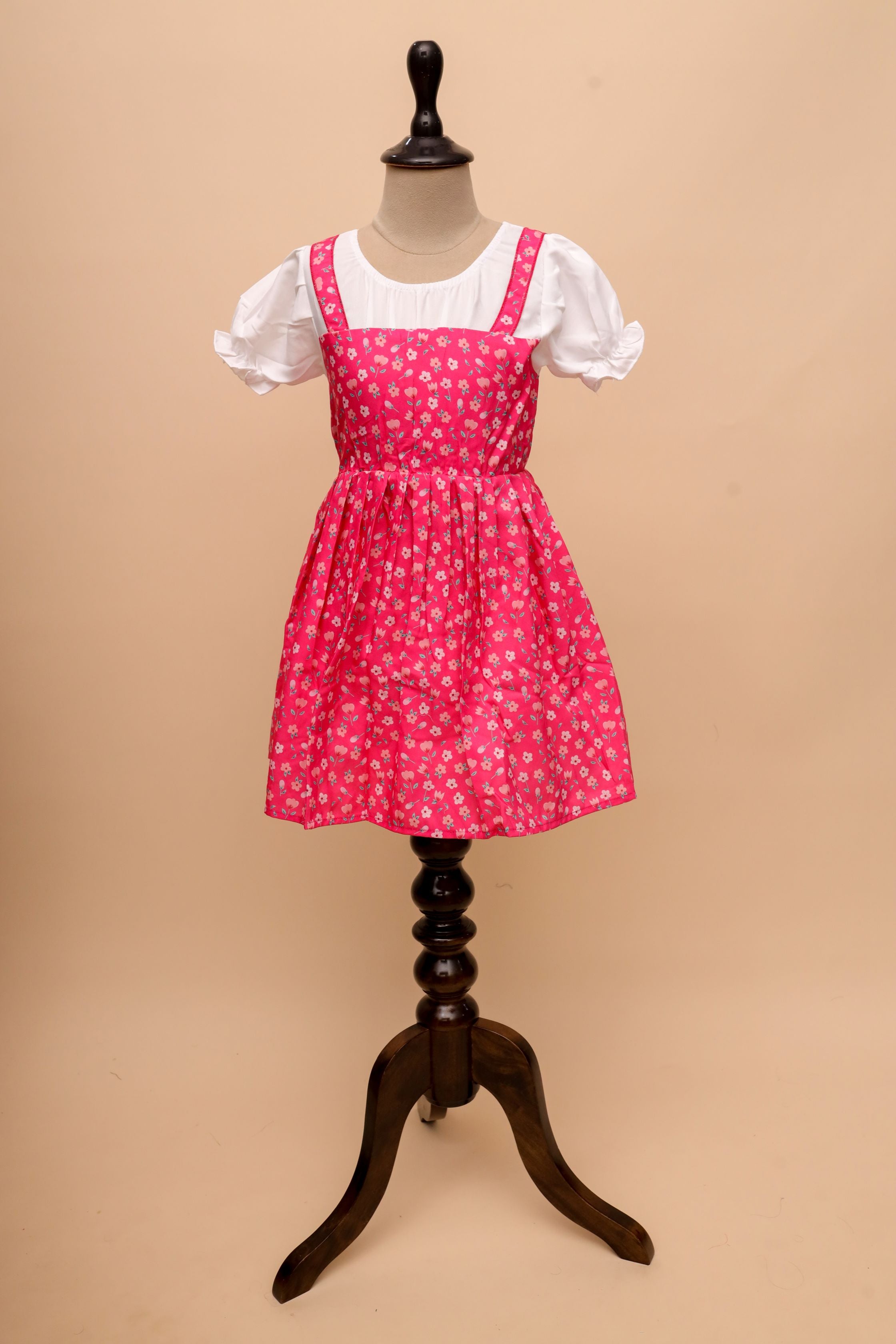 Classic Floral Party Dress with Puff Sleeves